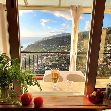 Casa Avos & Netas, Fantastic View, Near The Nature! Arco da Calheta (Madeira)