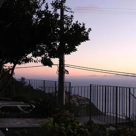 Casa Avos & Netas, Fantastic View, Near The Nature! Arco da Calheta (Madeira)
