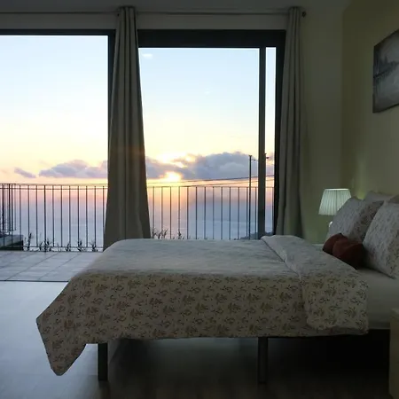 Casa Avos & Netas, Fantastic View, Near The Nature! Arco da Calheta (Madeira)